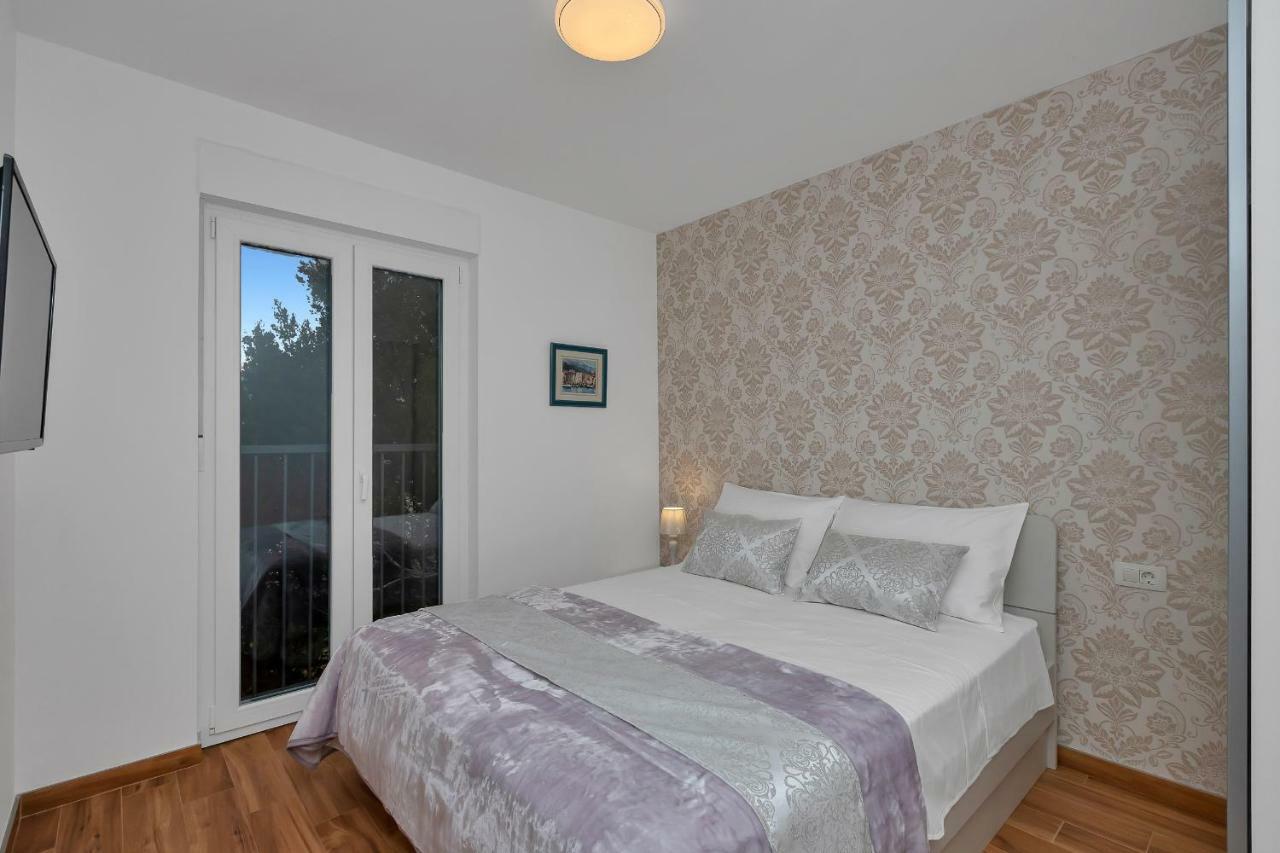 Emilia Lofts Aparthotel Tučepi Екстериор снимка