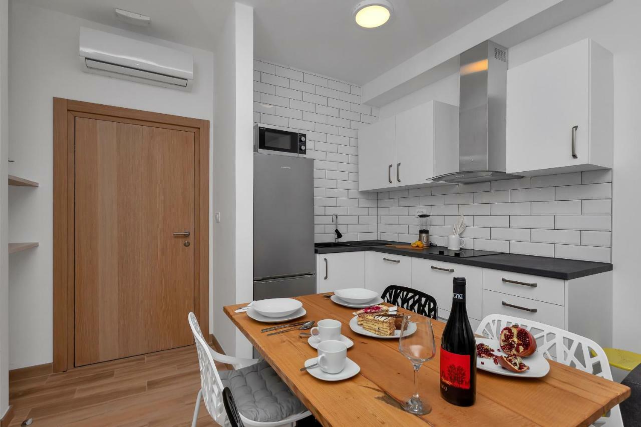 Emilia Lofts Aparthotel Tučepi Екстериор снимка