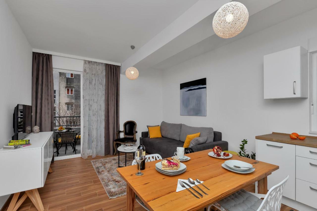 Emilia Lofts Aparthotel Tučepi Екстериор снимка