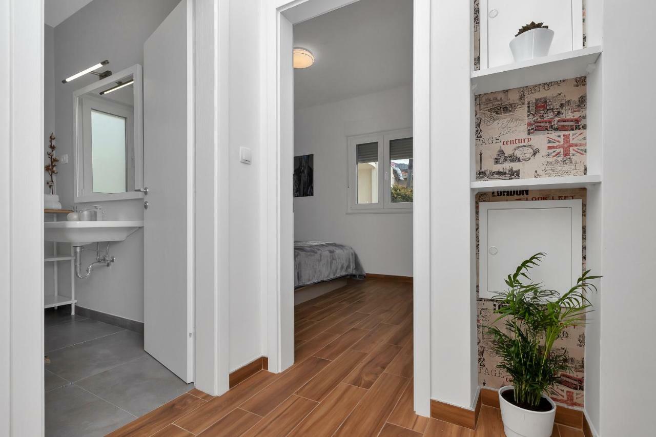 Emilia Lofts Aparthotel Tučepi Екстериор снимка