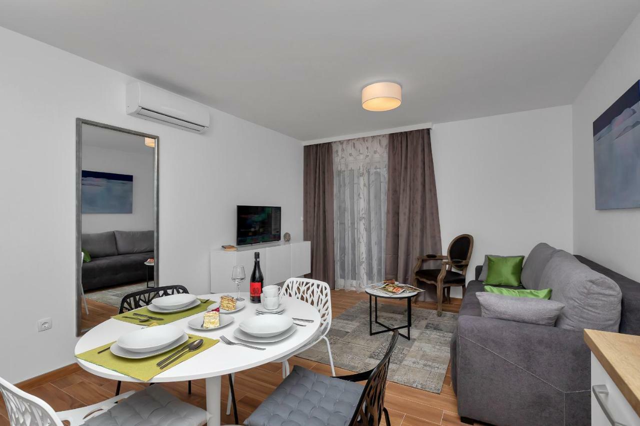 Emilia Lofts Aparthotel Tučepi Екстериор снимка