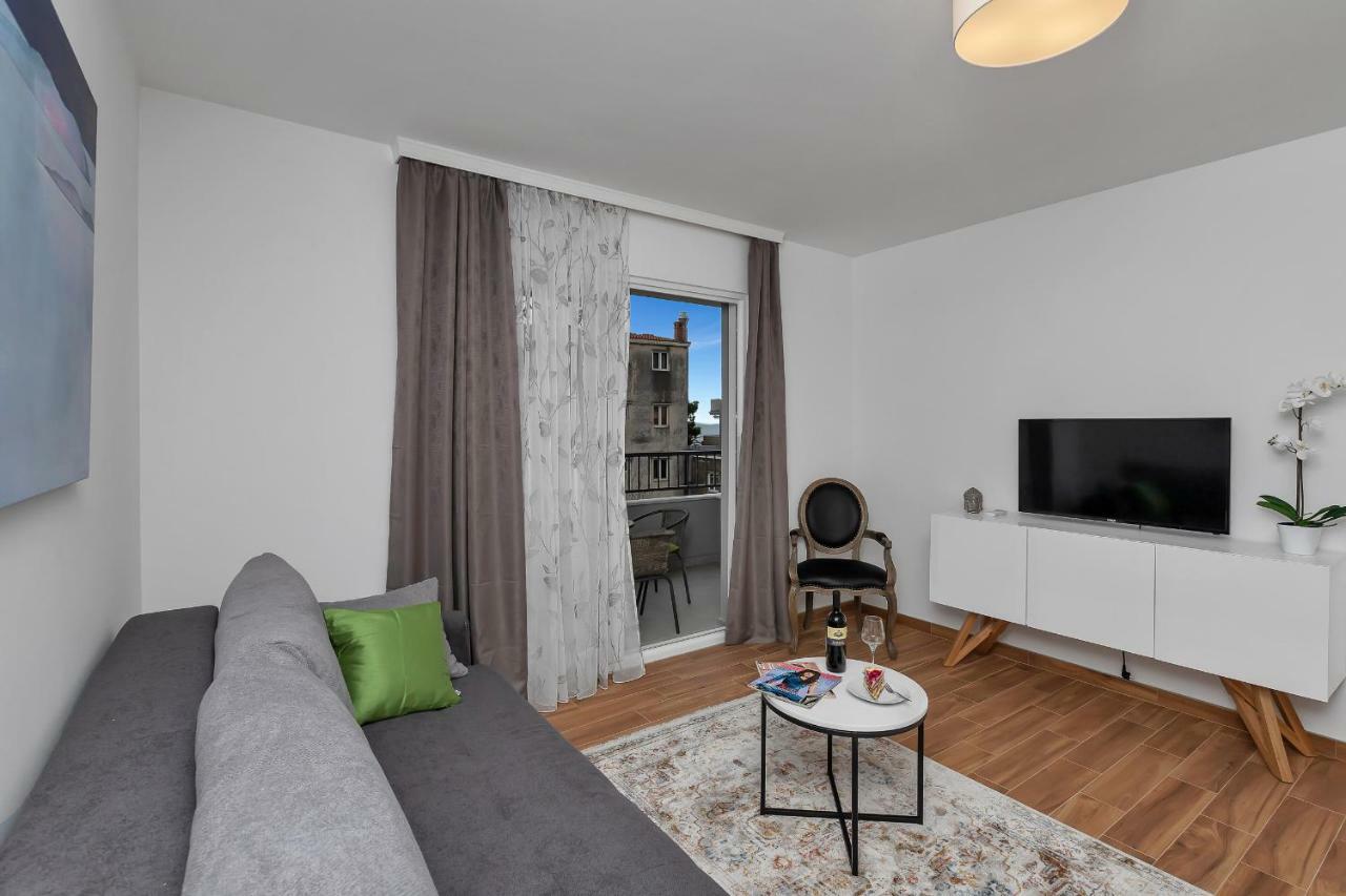Emilia Lofts Aparthotel Tučepi Екстериор снимка
