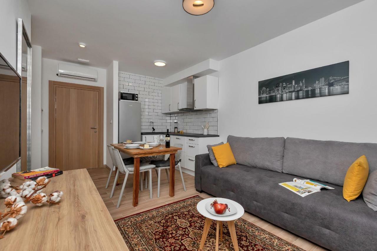 Emilia Lofts Aparthotel Tučepi Екстериор снимка