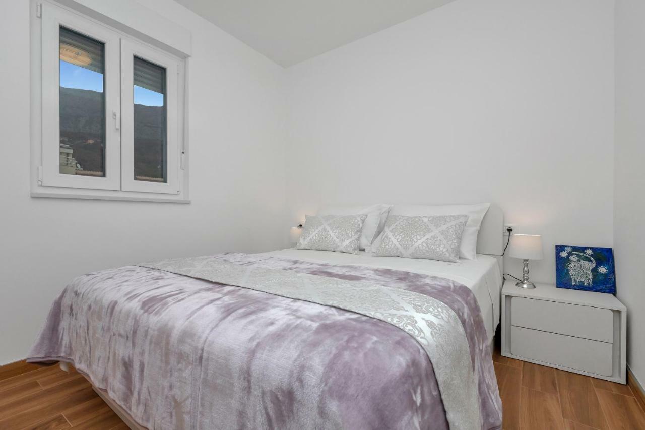 Emilia Lofts Aparthotel Tučepi Екстериор снимка