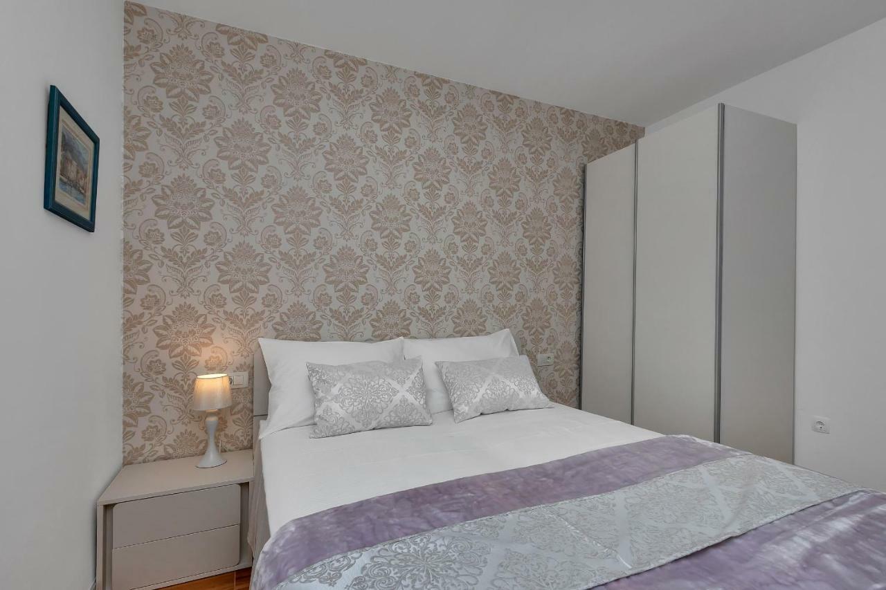 Emilia Lofts Aparthotel Tučepi Екстериор снимка