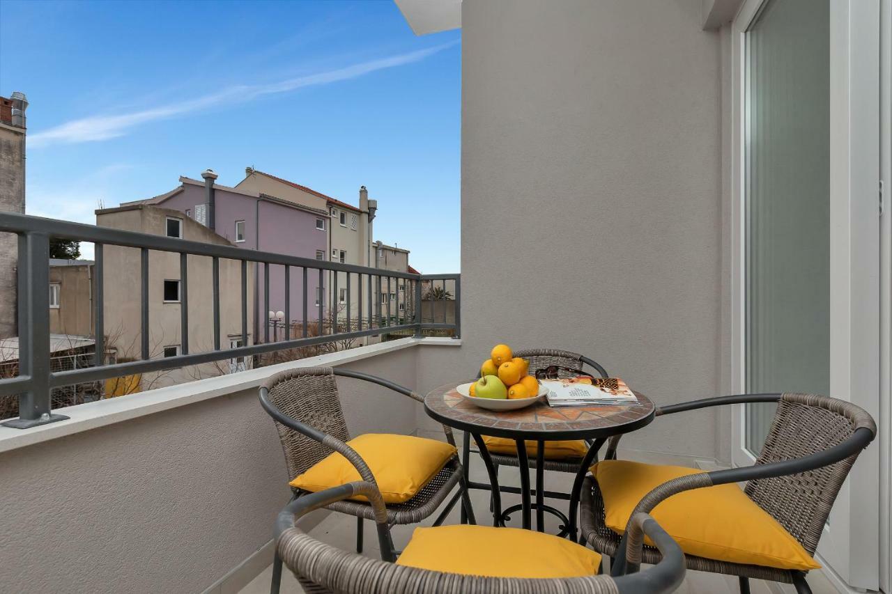 Emilia Lofts Aparthotel Tučepi Екстериор снимка