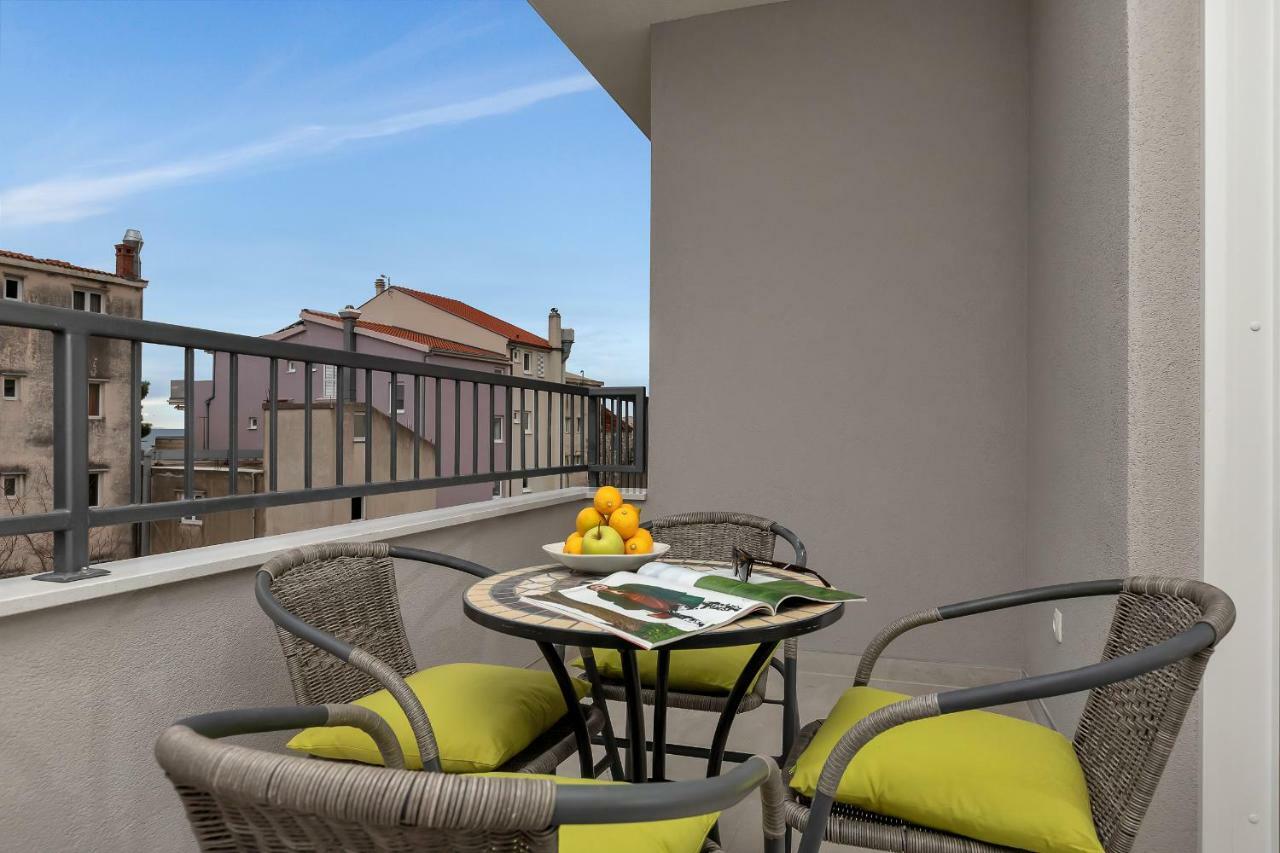 Emilia Lofts Aparthotel Tučepi Екстериор снимка